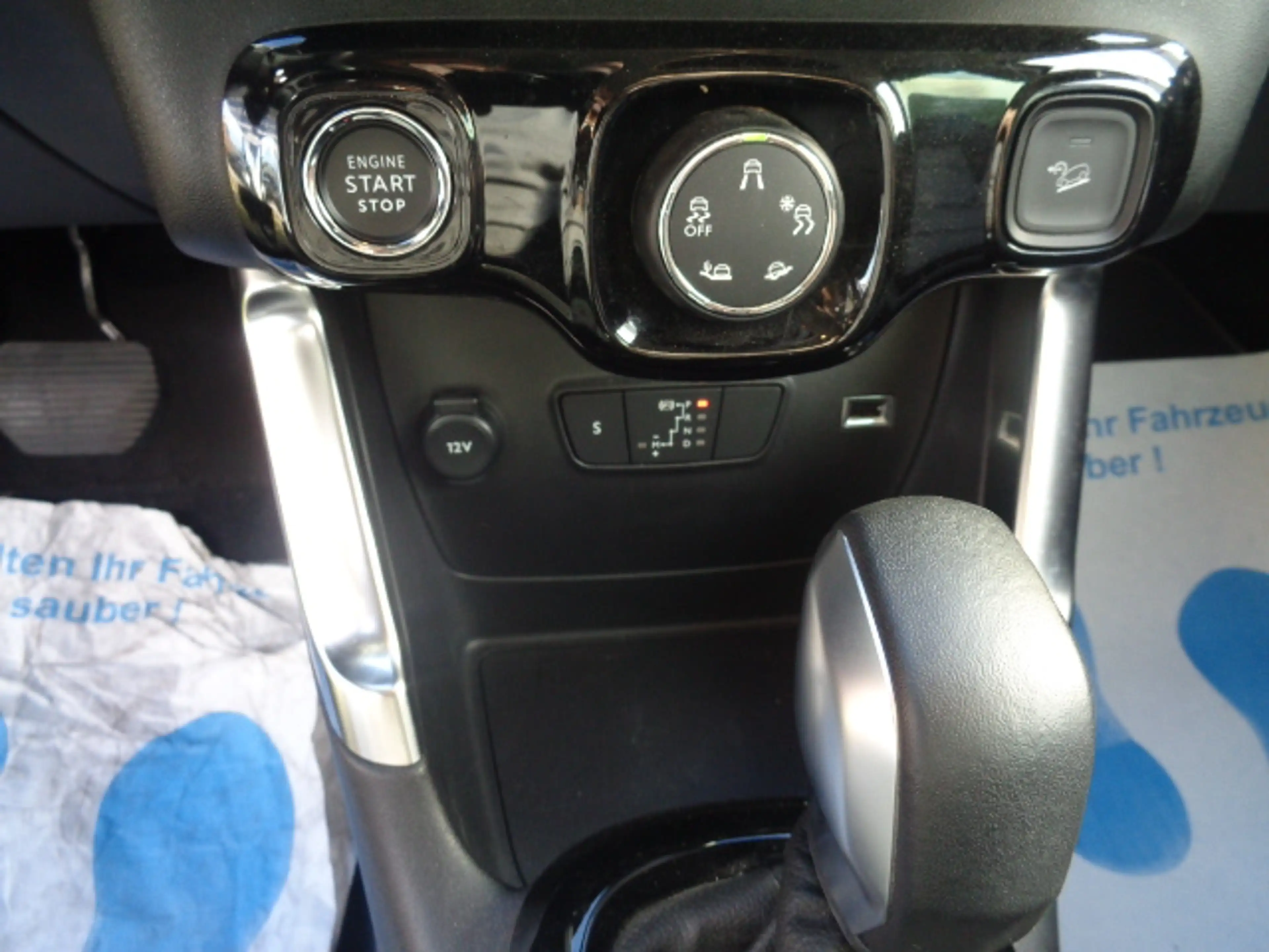 Citroen C3 Aircross C3 Aircross 1.2 PureTech Shine Pack — photo 11