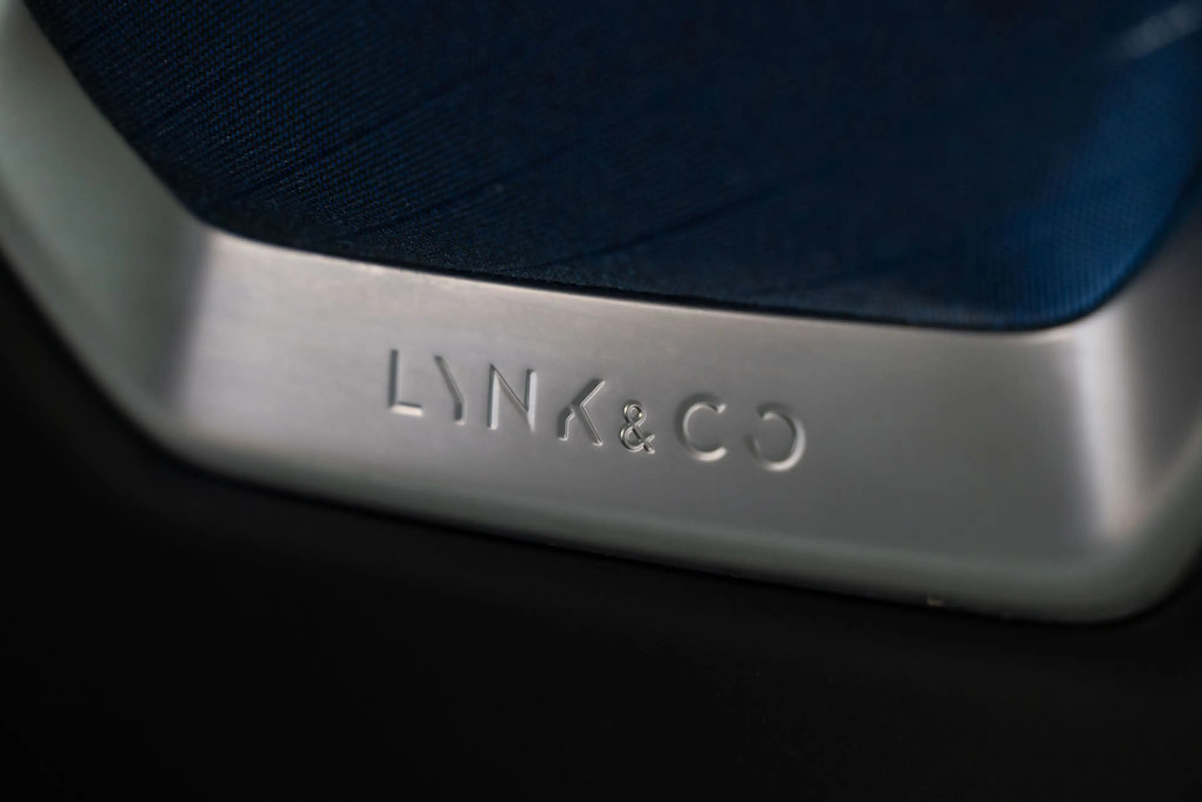 Lynk & Co 01 1.5 Hybride | Zwarte hemel | Infinity Sound | Pano — photo 35