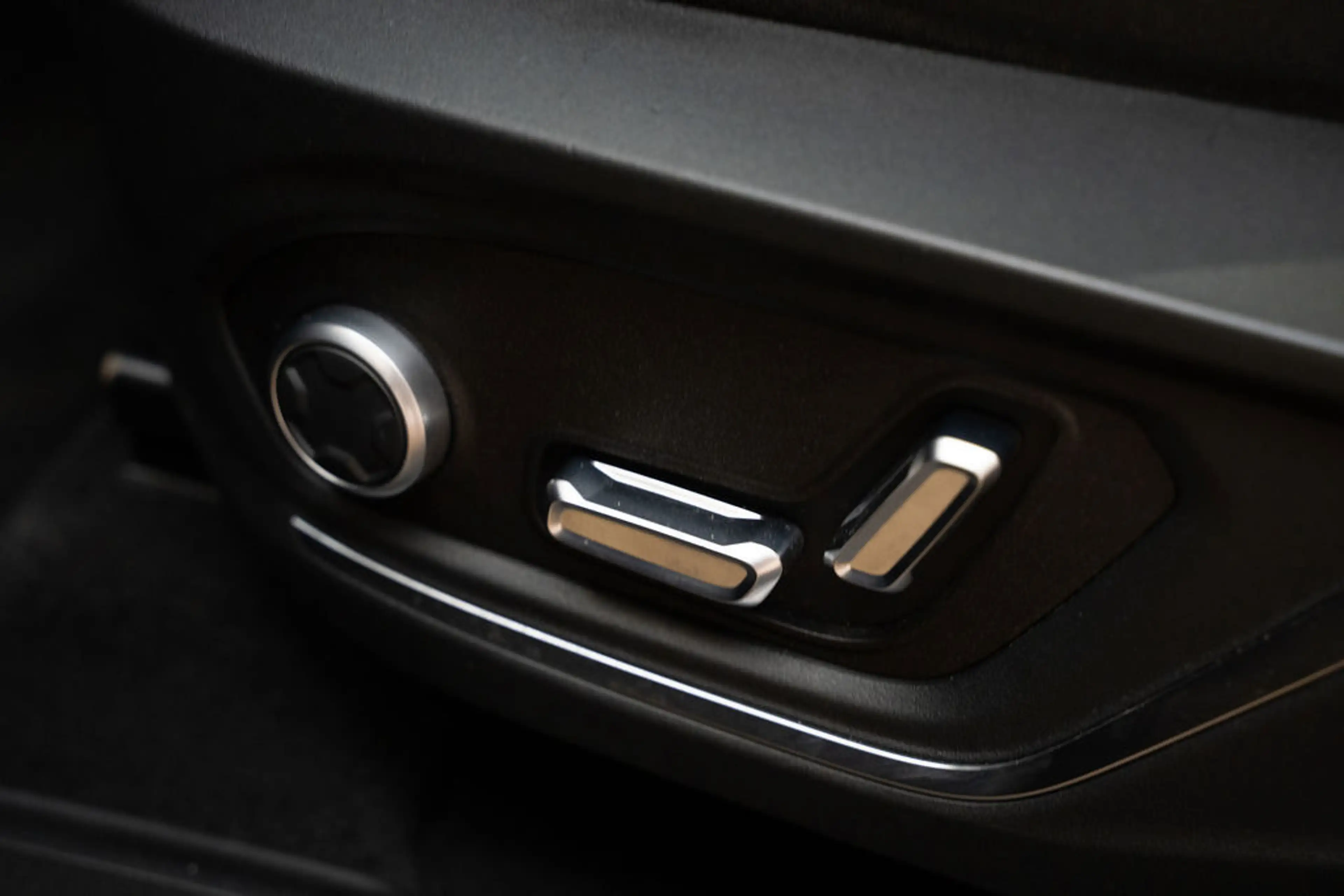 Lynk & Co 01 1.5 Hybride | Zwarte hemel | Infinity Sound | Pano — photo 20