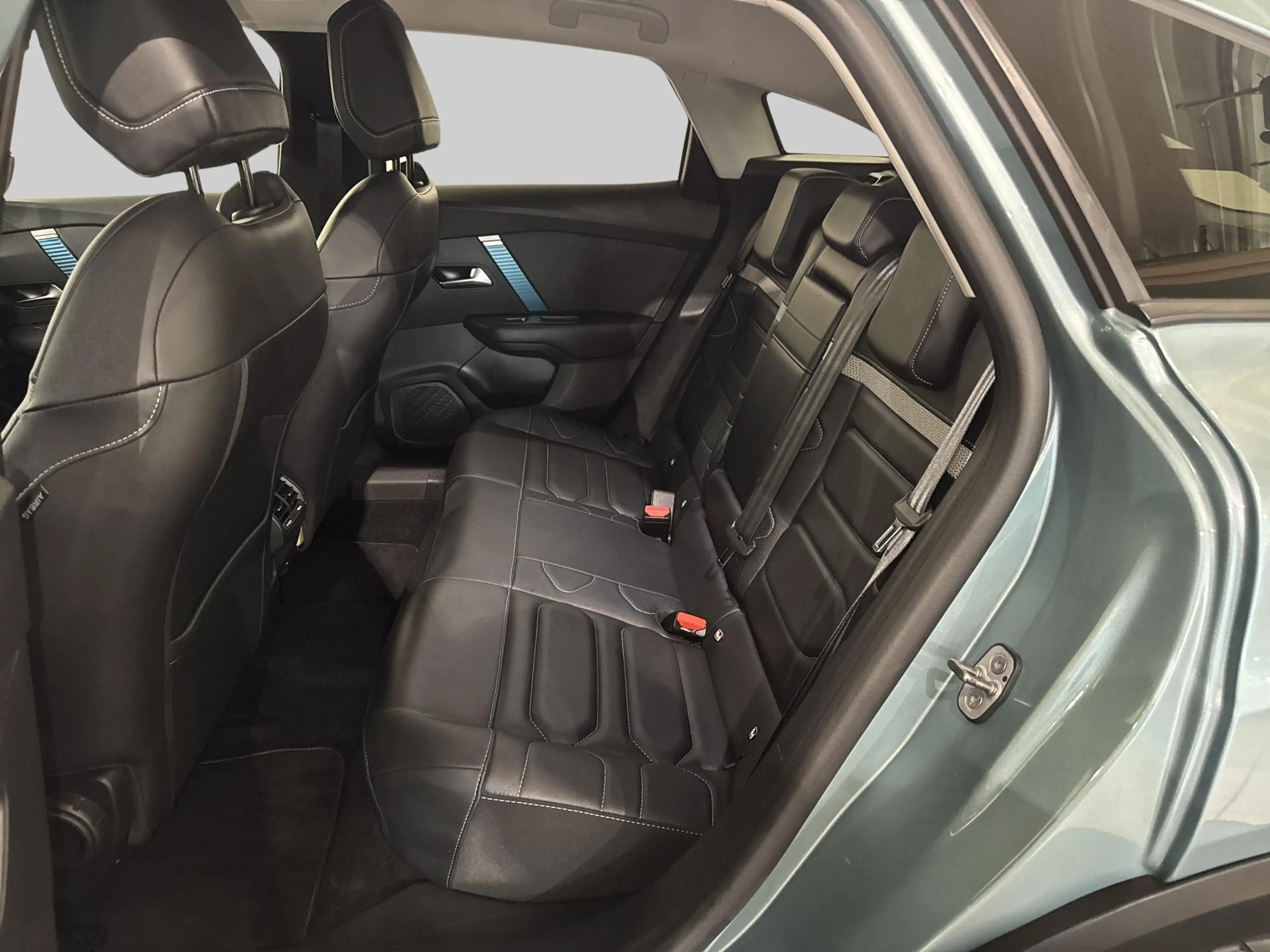 Citroen E-C4 Electric Shine Pack Business 50 kWh | 360° camera | Draadlo — photo 6