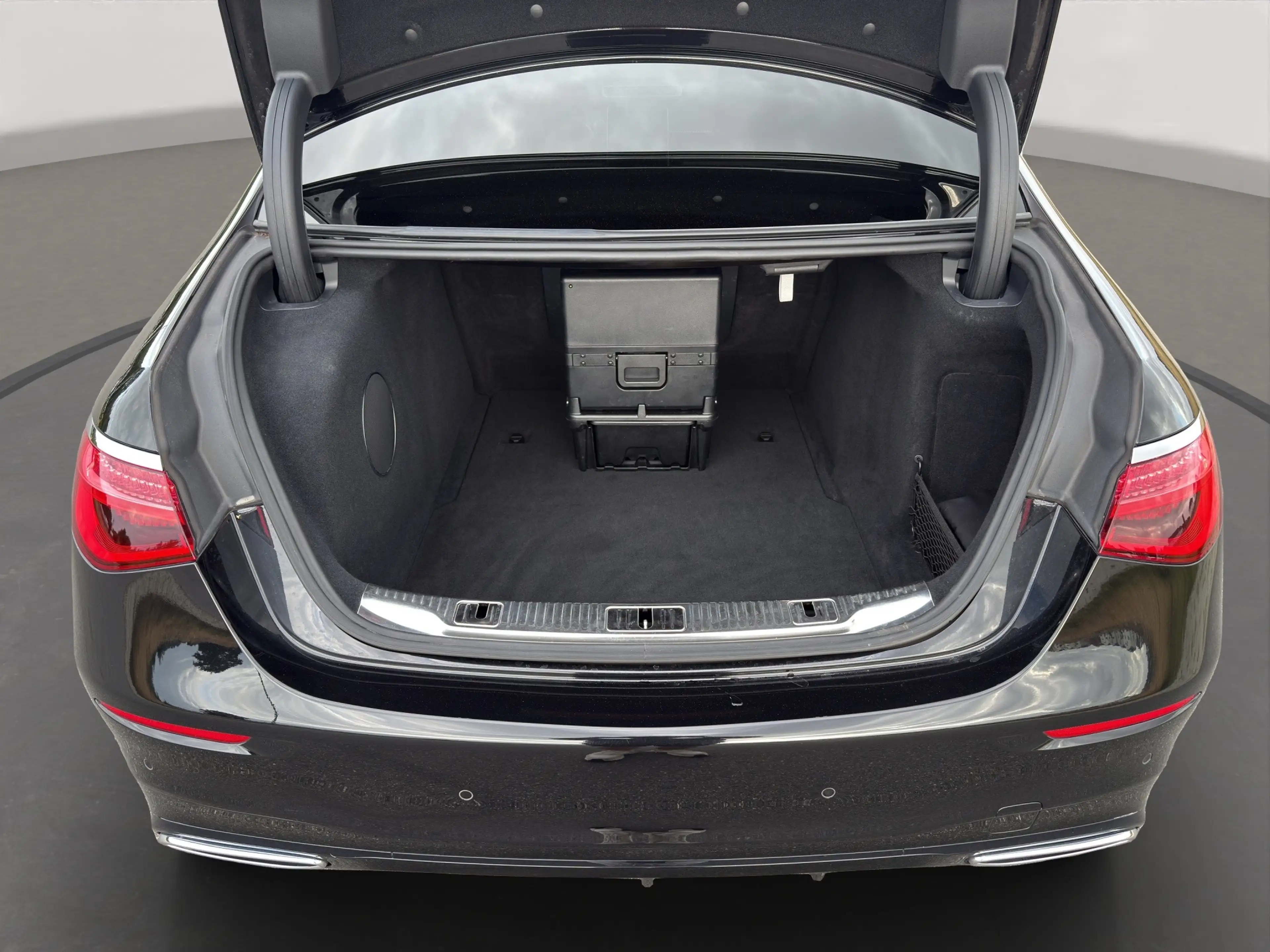 Mercedes-Benz S 400 S 400d L 4M AMG Chauffeur First Class 4D Burmester — photo 13