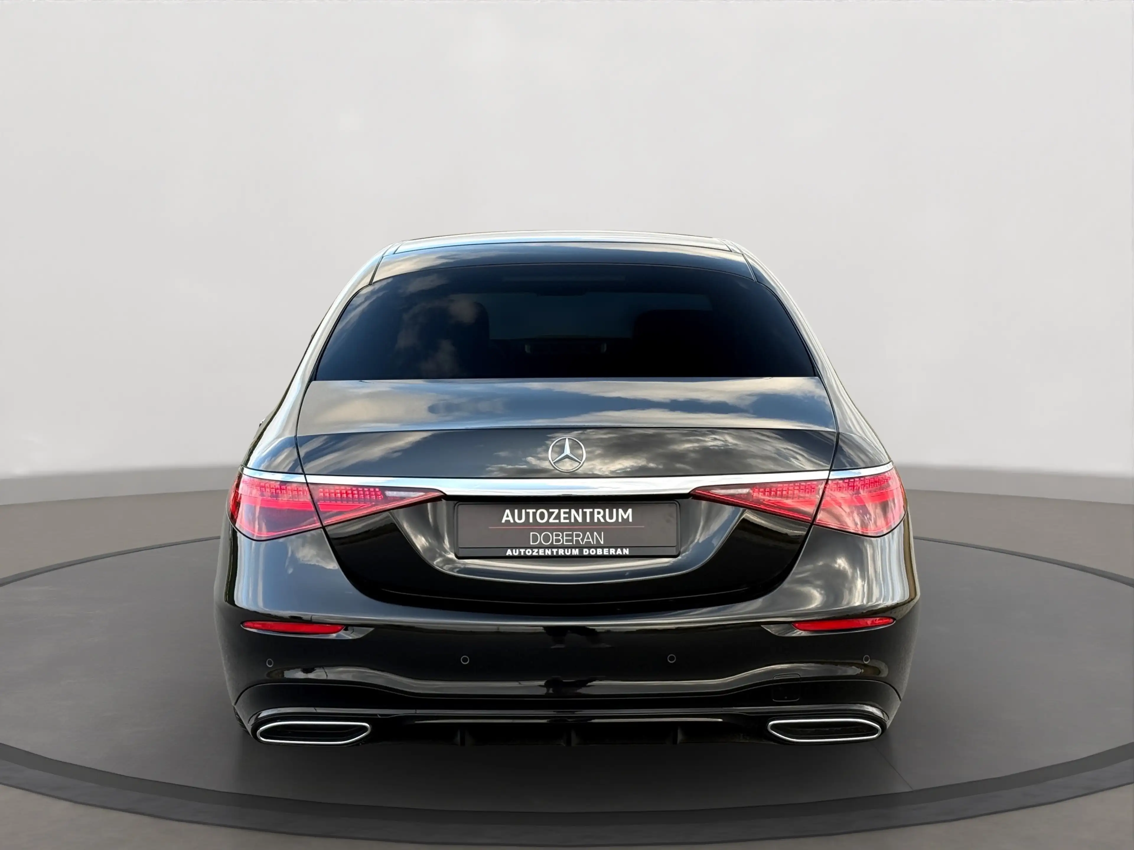 Mercedes-Benz S 400 S 400d L 4M AMG Chauffeur First Class 4D Burmester — photo 3