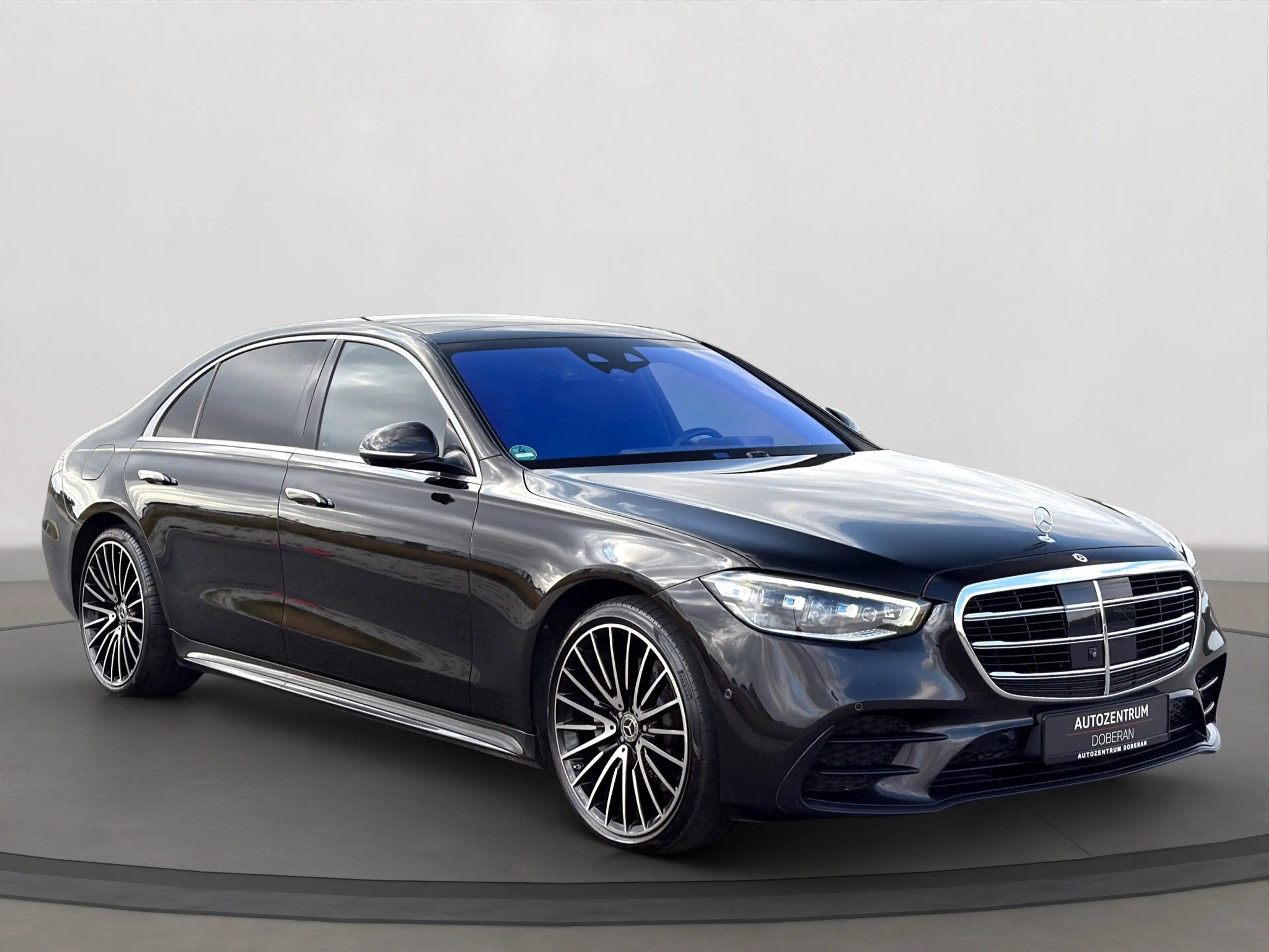 Mercedes-Benz S 400 S 400d L 4M AMG Chauffeur First Class 4D Burmester — photo 5