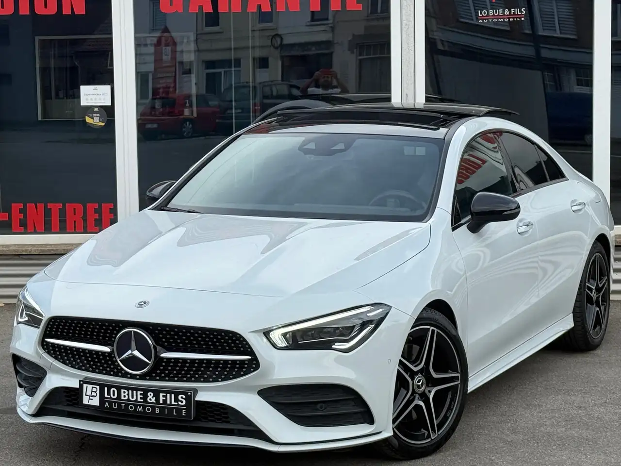 Mercedes-Benz CLA 200