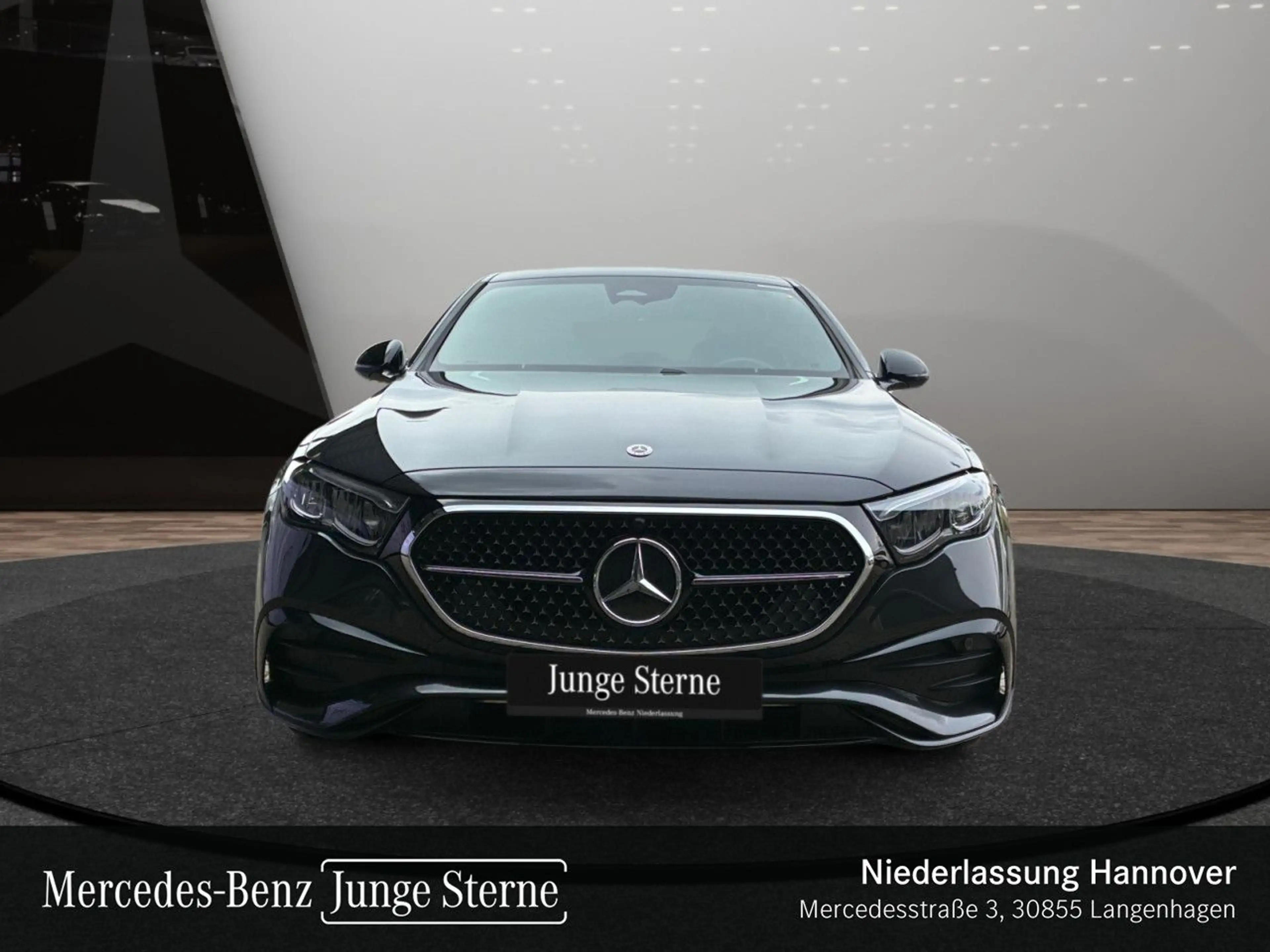 Mercedes-Benz E 300 e 4M AMG Distr. LED AHK Night Kamera PTS 9G — photo 3