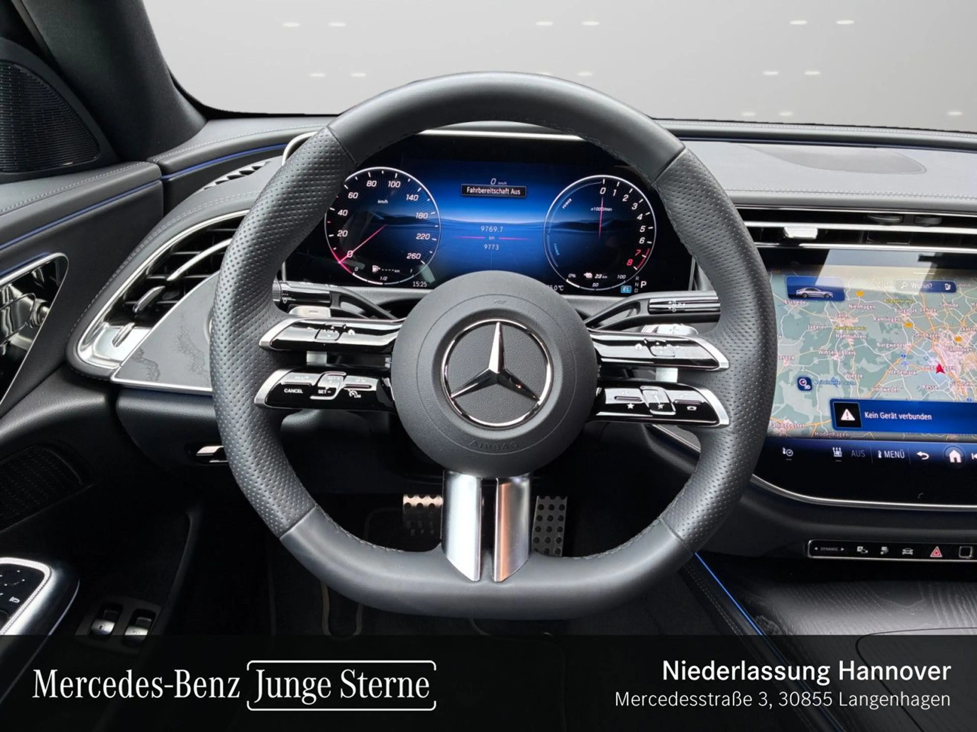 Mercedes-Benz E 300 e 4M AMG Distr. LED AHK Night Kamera PTS 9G — photo 14
