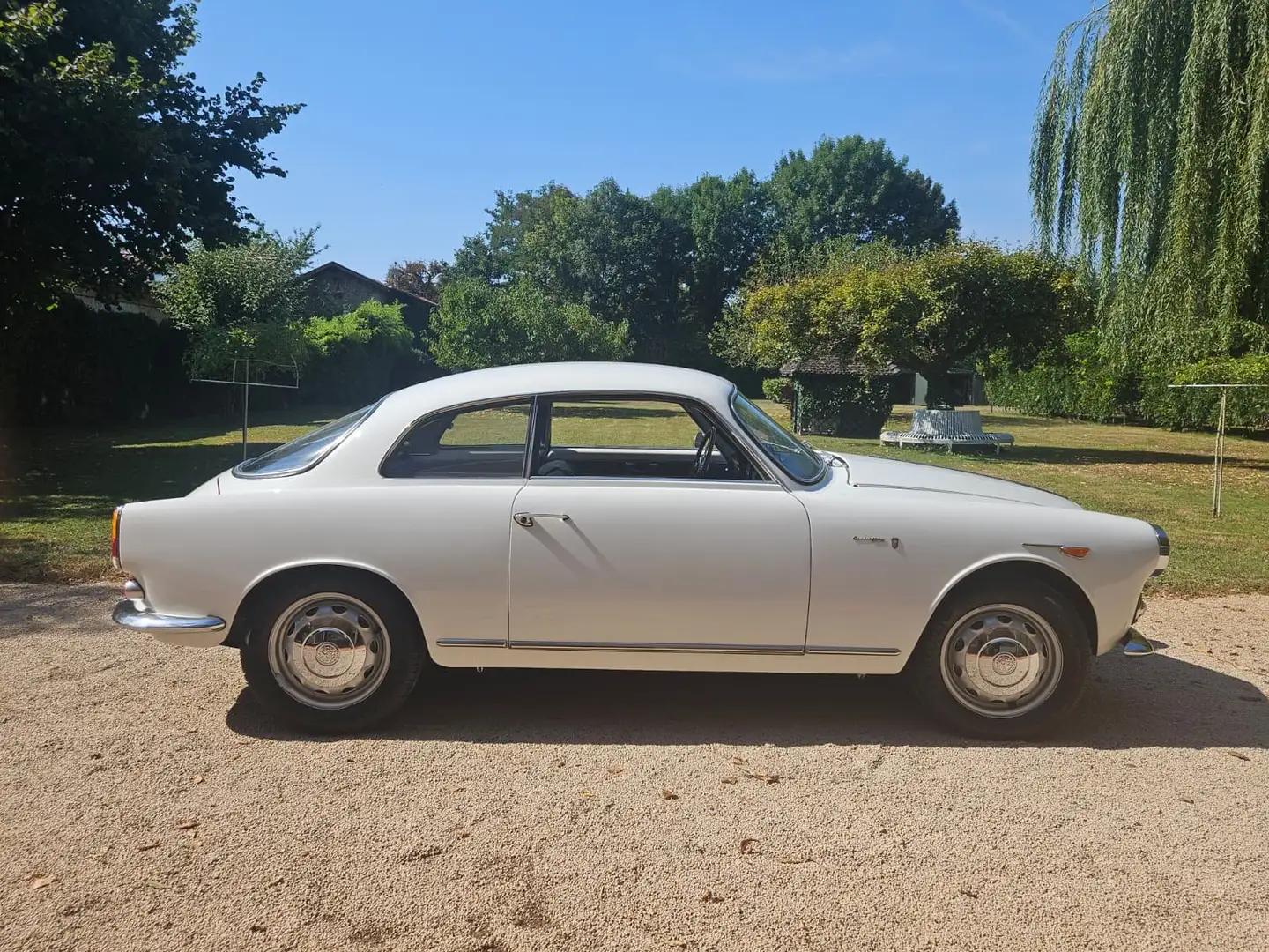 Alfa Romeo Giulietta Sprint Weiß - 2