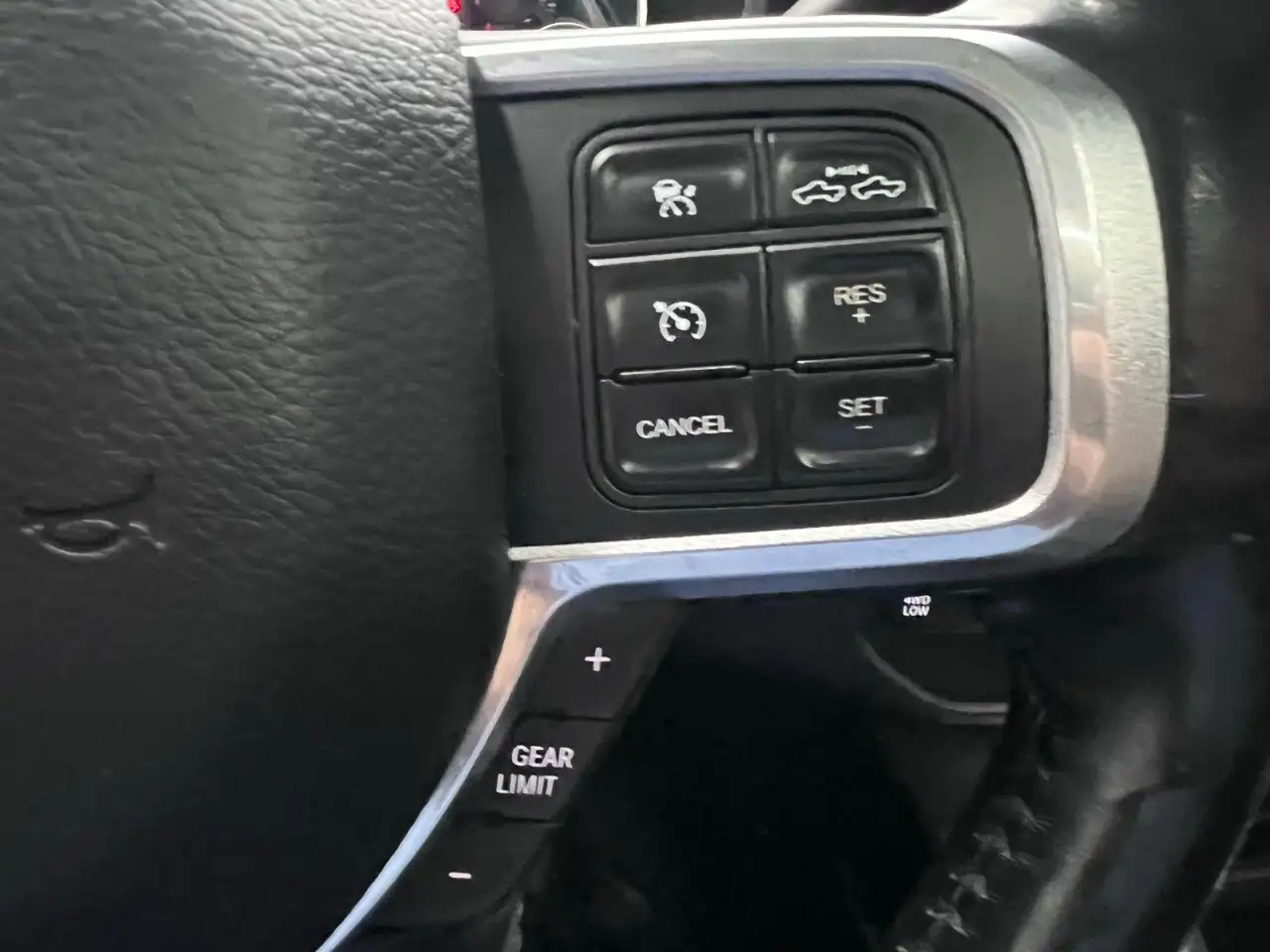 RAM 2500 photo RAM 2500