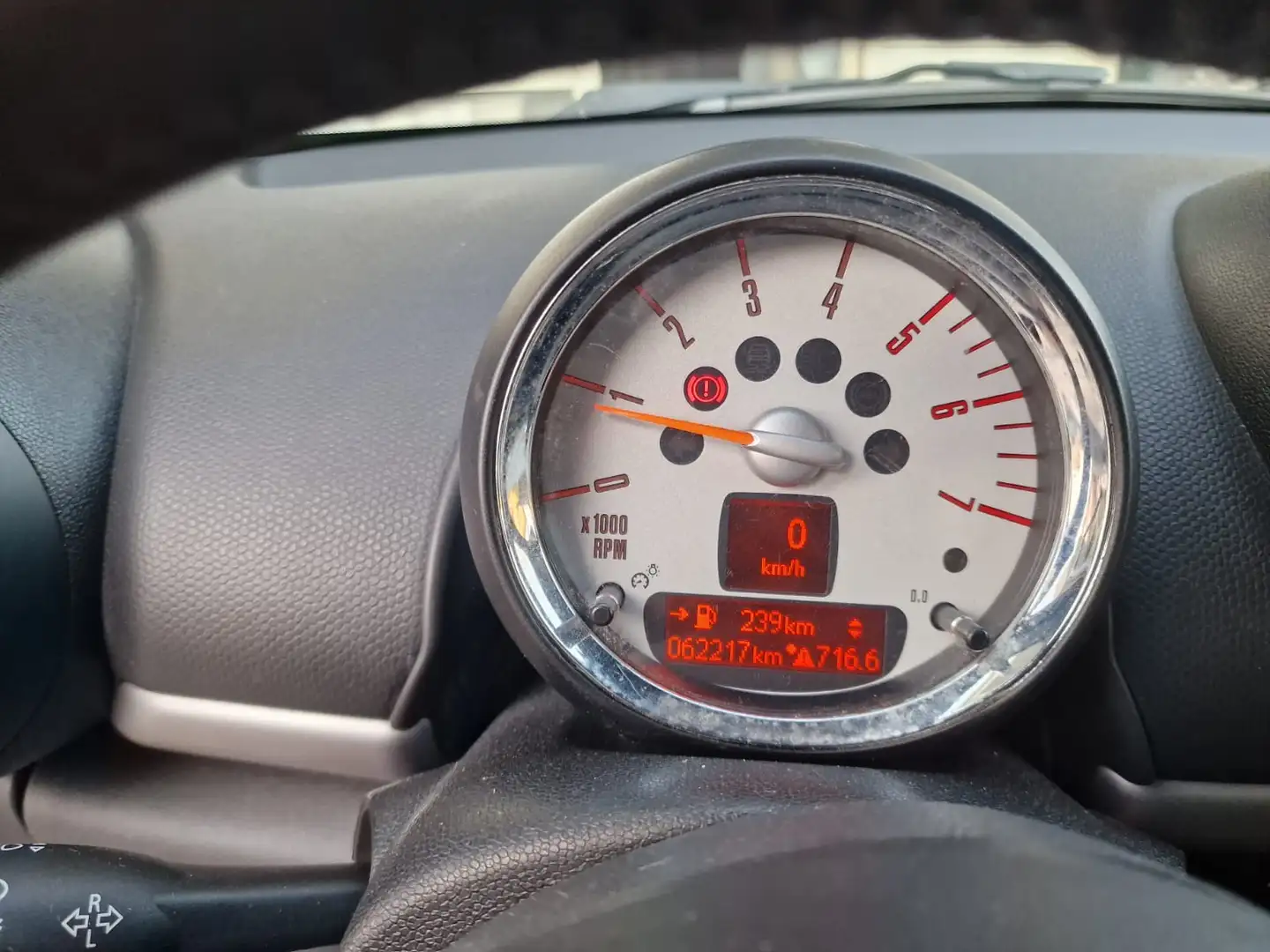 MINI Countryman D ALL4 PARK LANE 4WD 1.6 diesel Gris - 2