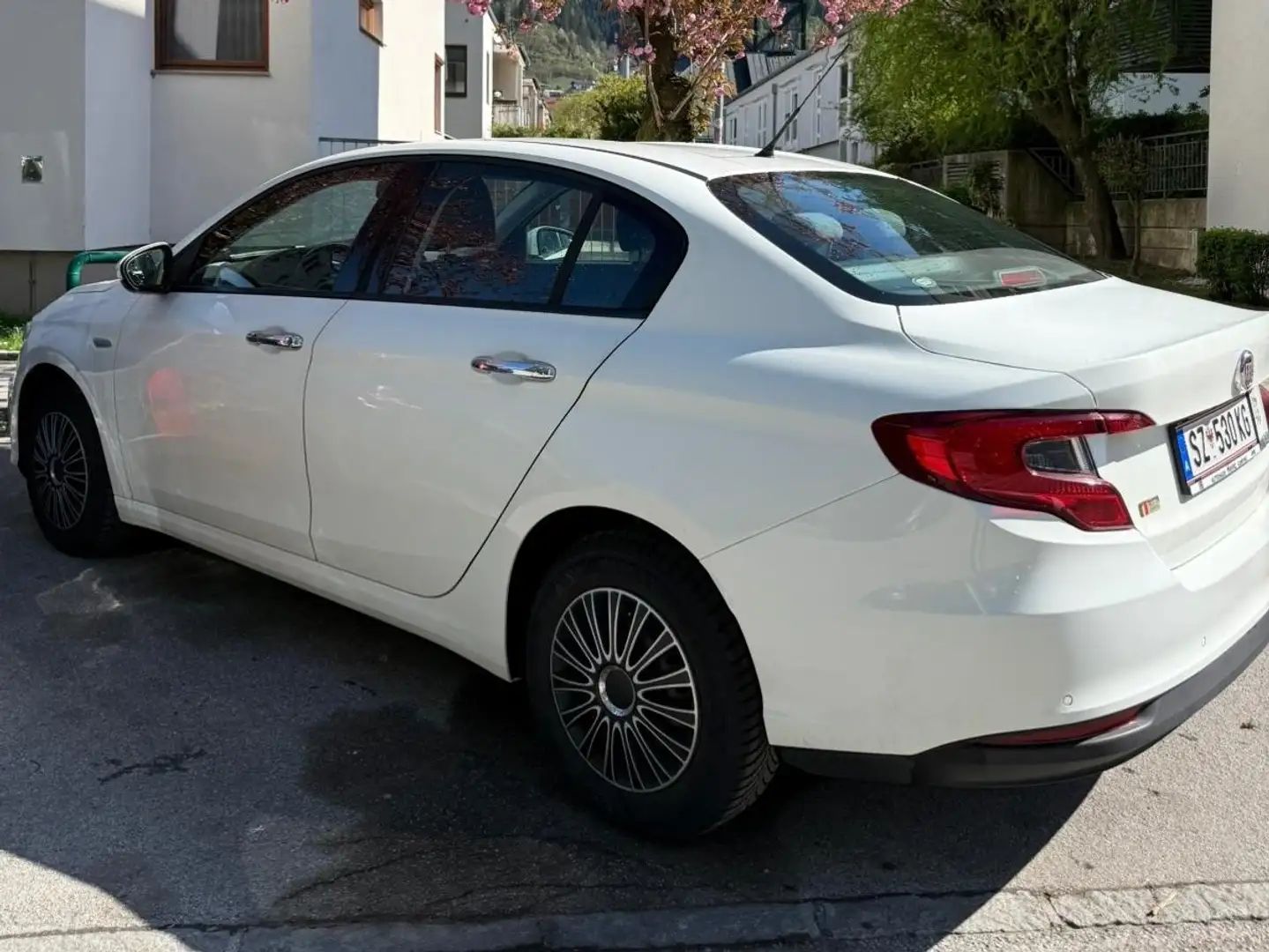 Fiat Tipo Tipo 1,4 95 Pop Pop Weiß - 2