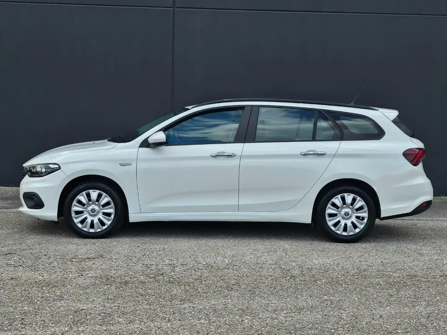 Fiat Tipo 1.6 Mjt SW Easy 32.000 KM.sensori Bianco - 2