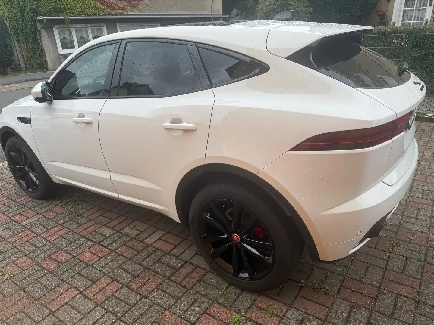 Jaguar E-Pace E-Pace P200 AWD R-Dynamic SE Weiß - 2