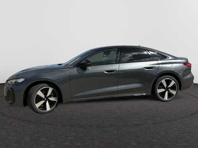 Audi A5 view 2