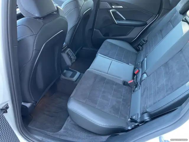 BMW X1 view 11