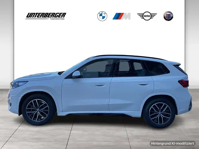 BMW X1 view 3