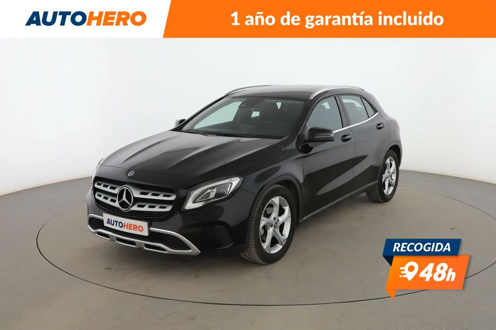 Mercedes-Benz GLA 180 Urban Negro - 1
