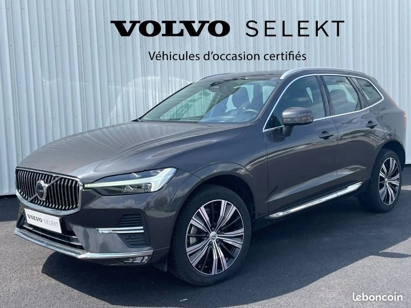 Volvo XC60 B4 197 ch Geartronic 8 Ultimate Style Chrome Grijs - 1