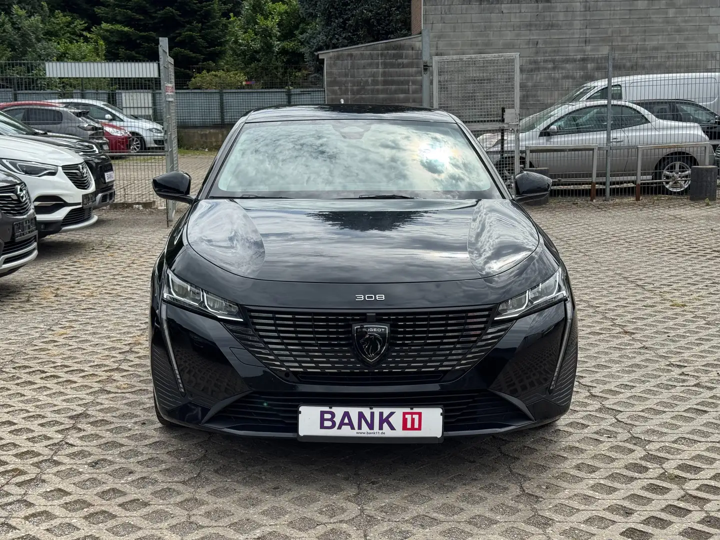 Peugeot 308 1,6Hybrid*Teilleder*Navi*Klima* Noir - 2