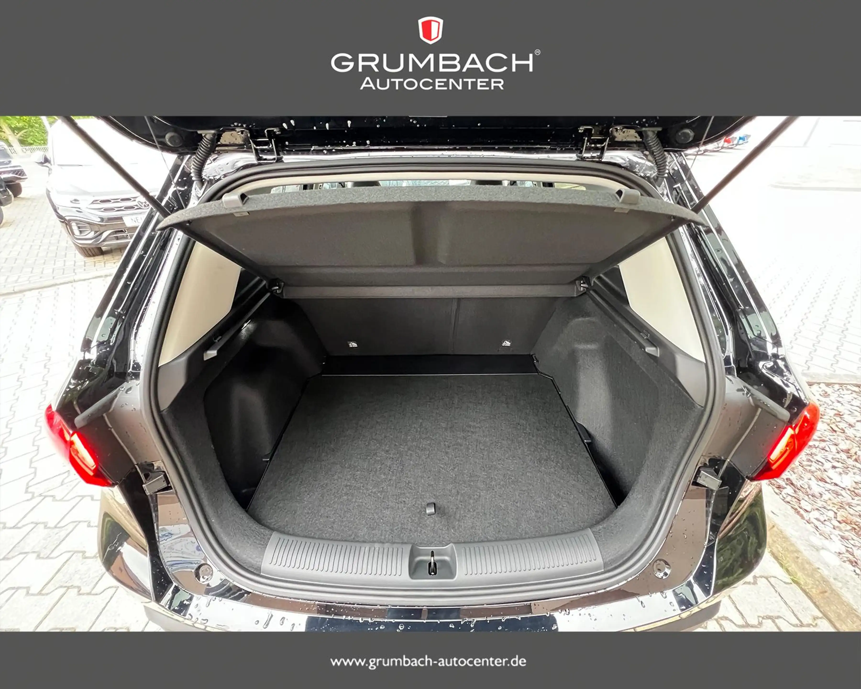 MG ZS Luxury 1.5 Hybrid+ Auto. MY26 Pano Leder 18Zoll... — photo 4