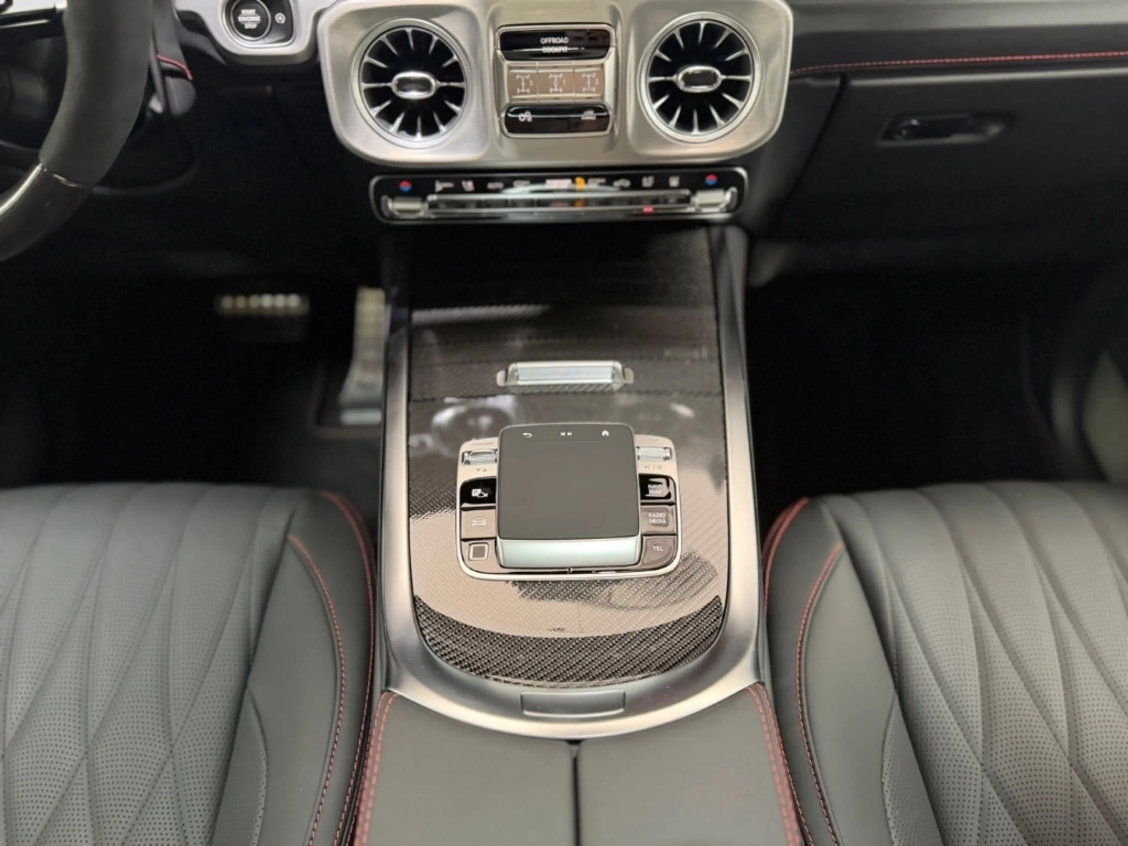 Mercedes-Benz G 63 AMG IN&OUT CARBON PT3 A22 TV MY27 RED STICHING AND BEL — photo 14