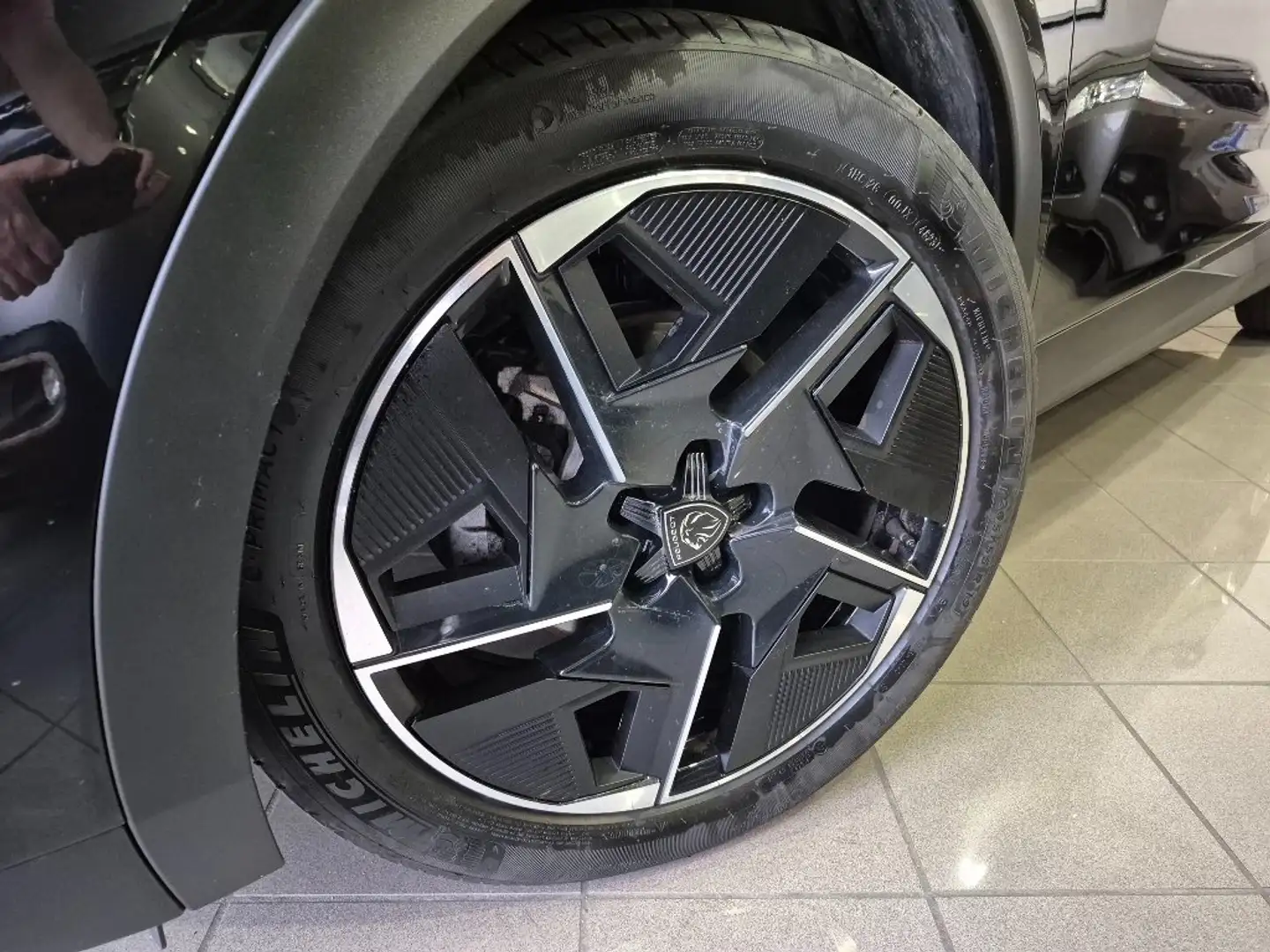 Peugeot 408 408 1.2 TURBO-BZ 130CV "GT", CAMBIO AT8, *ECCELSA* Nero - 2