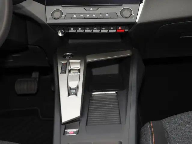 Peugeot 308 SW view 11