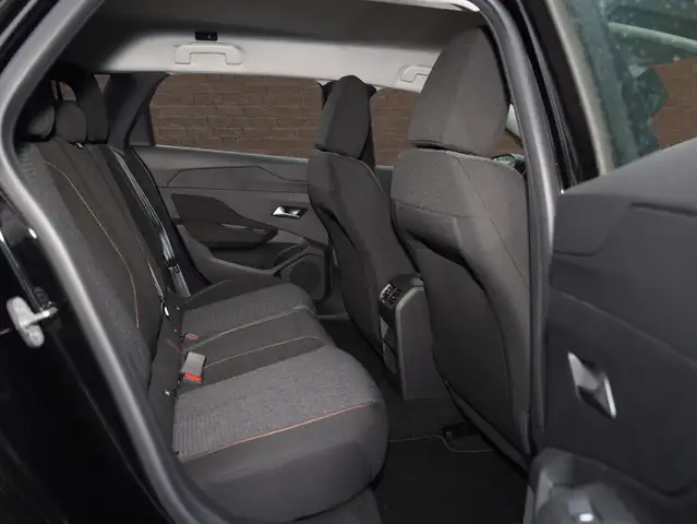 Peugeot 308 SW view 8