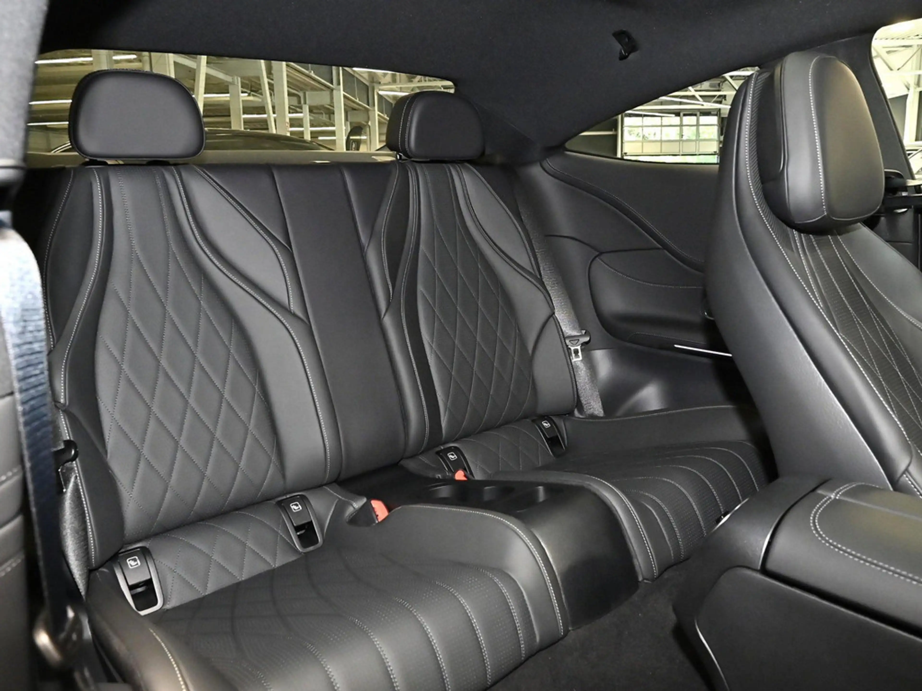 Mercedes-Benz CLE 300 e AMG Sport Advanced+ ACC PANO LED BT — photo 10