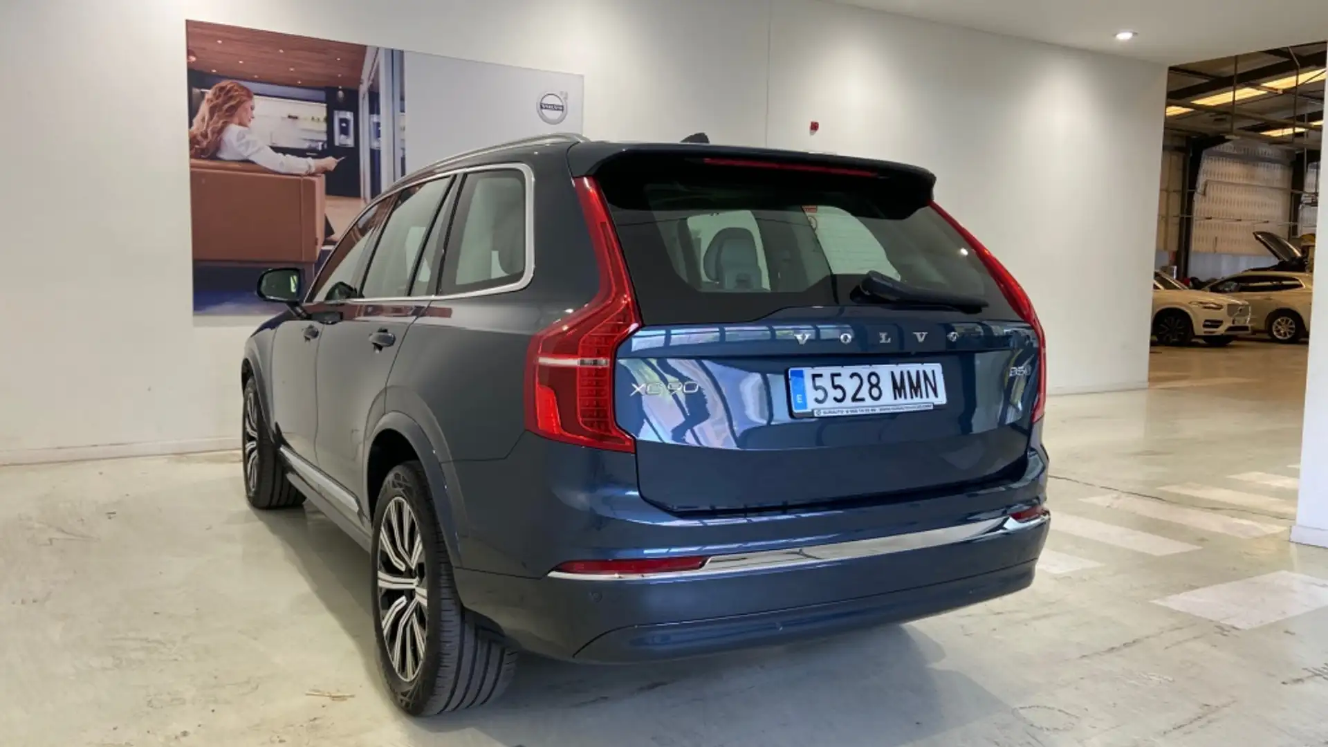 Volvo XC90 2.0 B5 P MHEV PLUS BRIGHT AWD AUTO 250 5P 7 PLAZAS - 2