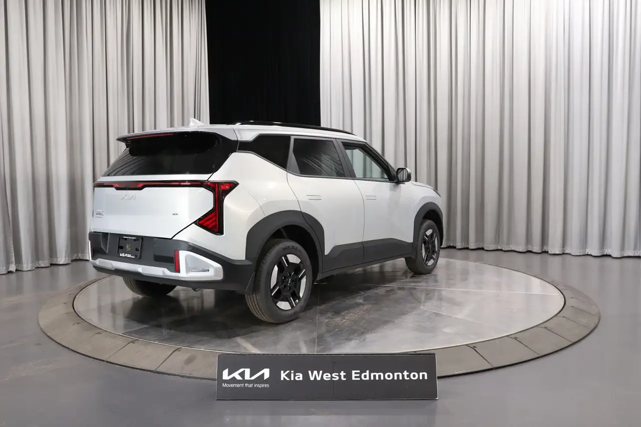 Kia Seltos снимка Kia Seltos
