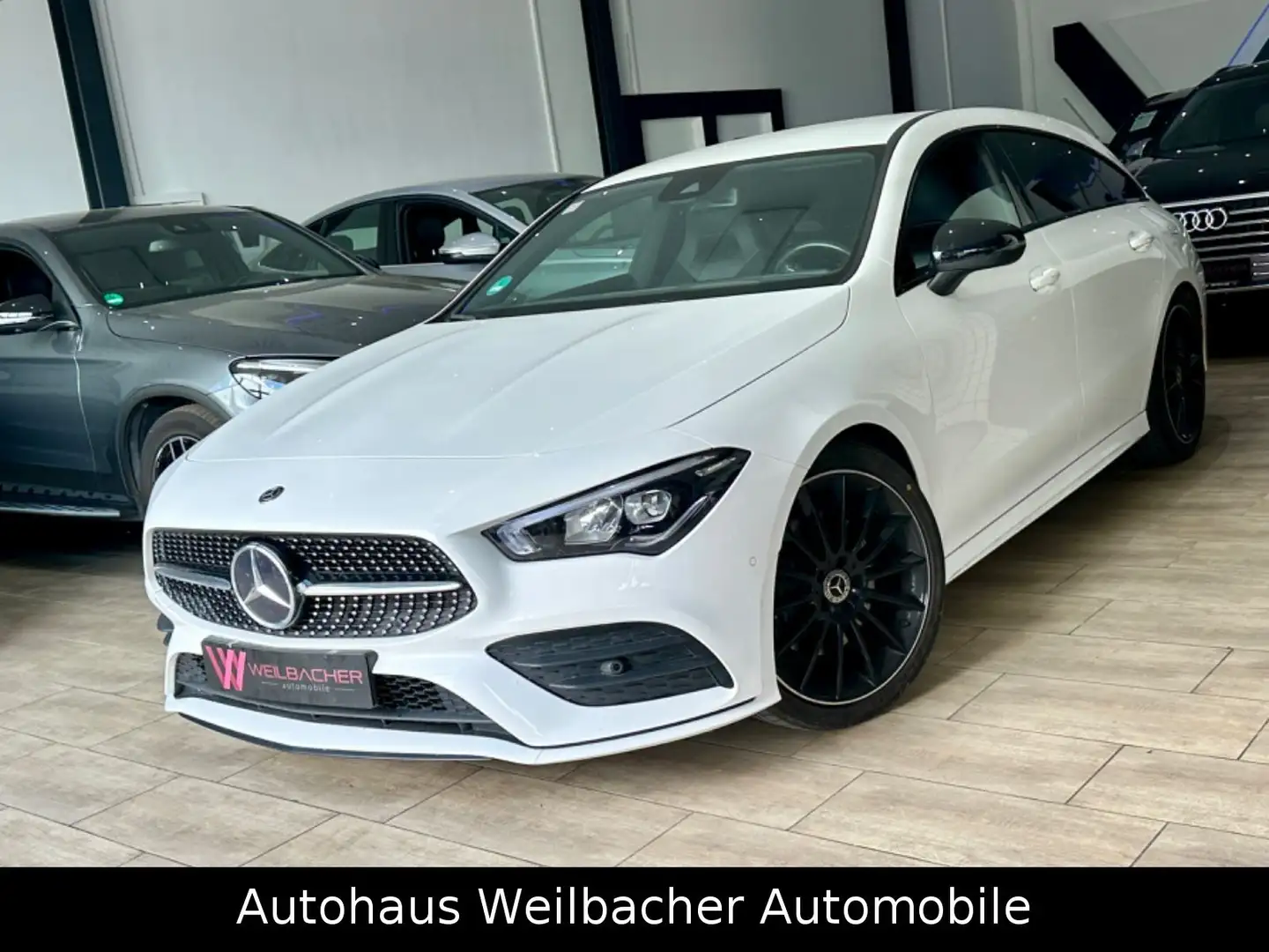 Mercedes-Benz CLA 200 AMG Line *M-Bux* Night * Weiß - 1
