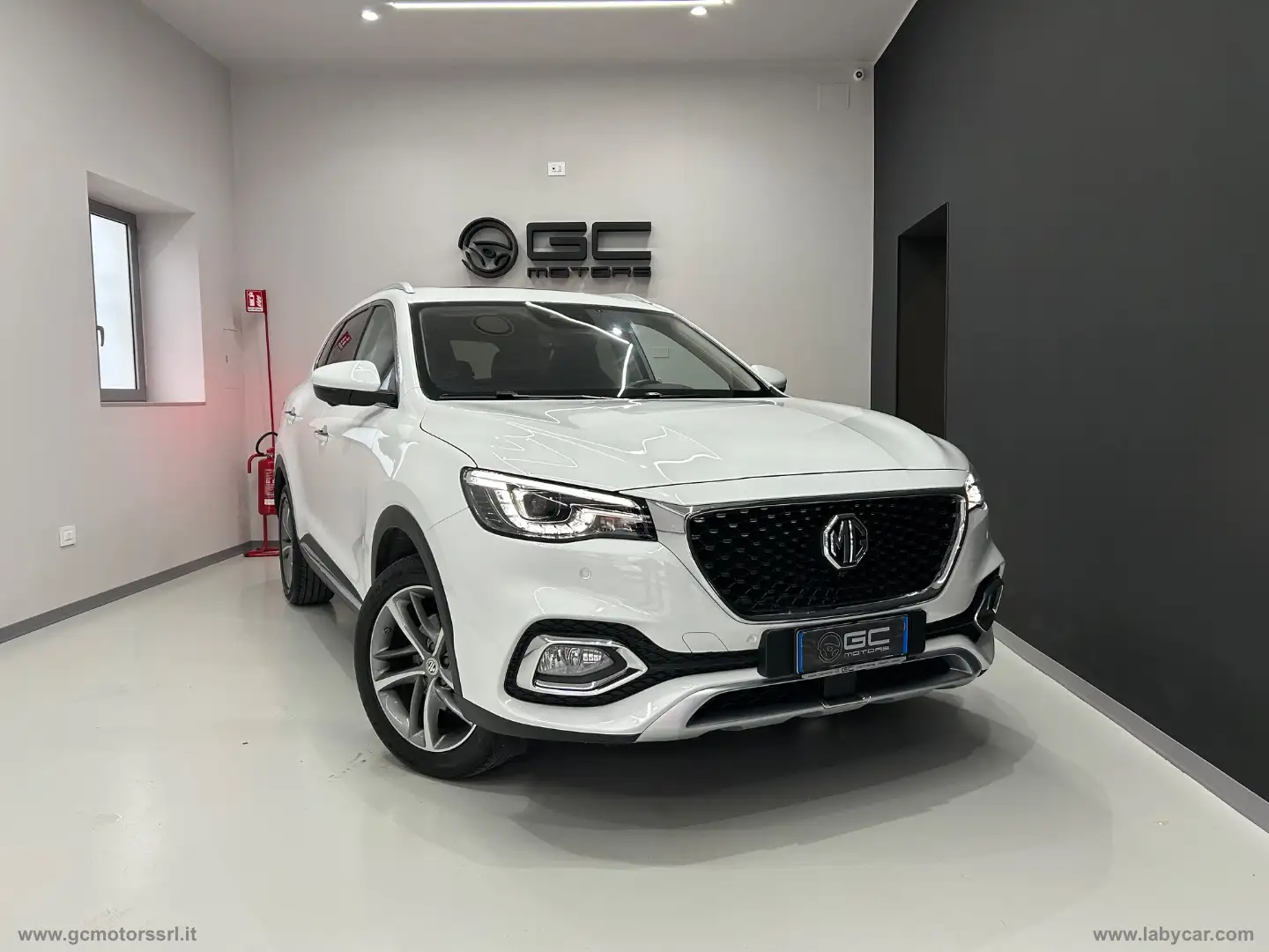 MG HS 1.5T-GDI Comfort Blanc - 1