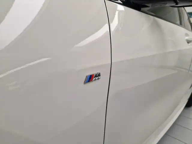 BMW 1 Series view 18