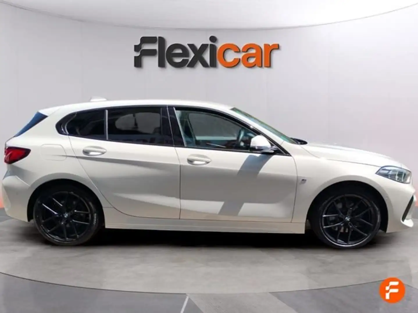 BMW 118 118iA Blanc - 2