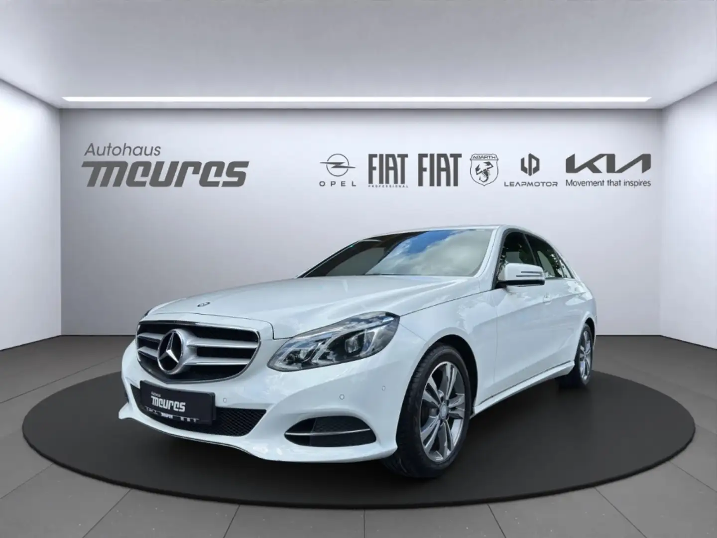 Mercedes-Benz E 250 CGI BlueEfficiency Avantgarde e-Sitze Memory Sitze Blanc - 1