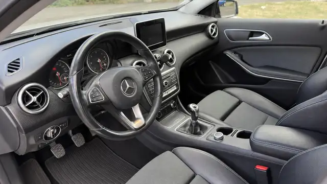 Mercedes-Benz Unknown Model view 8