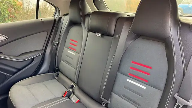Mercedes-Benz Unknown Model view 9