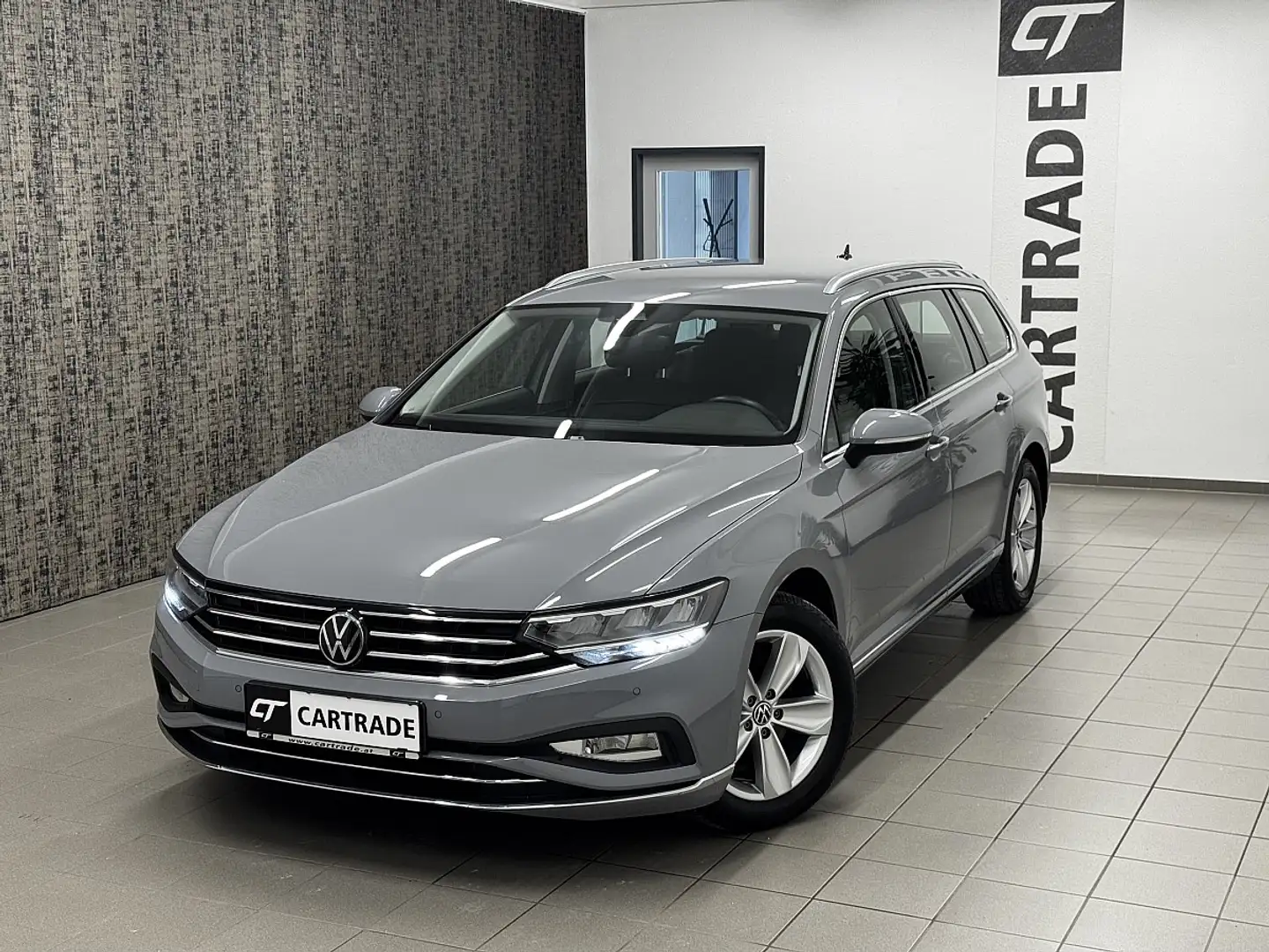 Volkswagen Passat Variant Elegance 2,0 TDI 4Motion DSG /LED/ VIRTUAL/ STA... Grau - 2