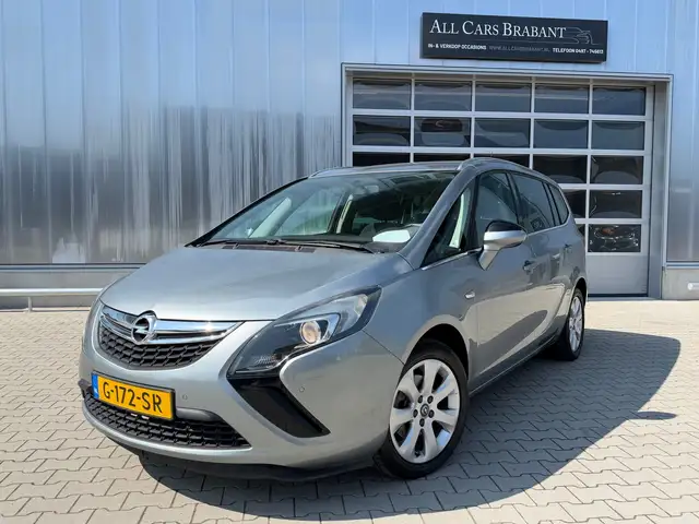 Opel Zafira Tourer 1.4 Cosmo / Airco / 6 bak/ nette staat