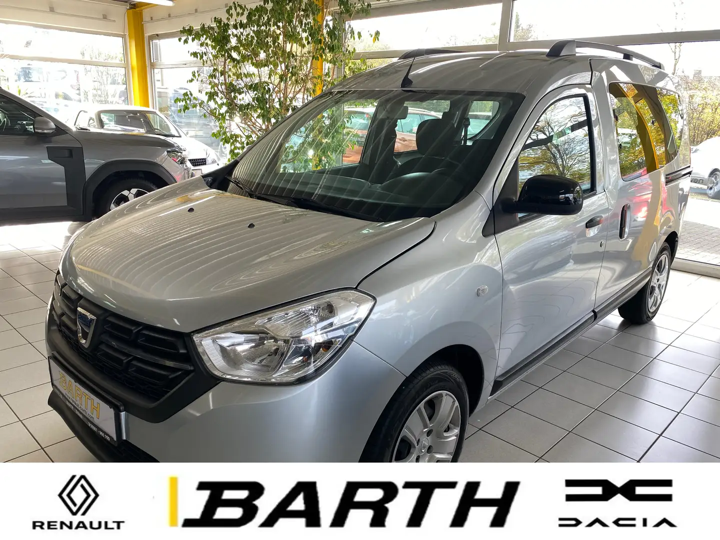 Dacia Dokker Comfort Grijs - 1