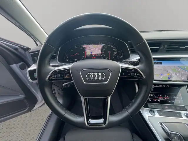 Audi A6 view 12