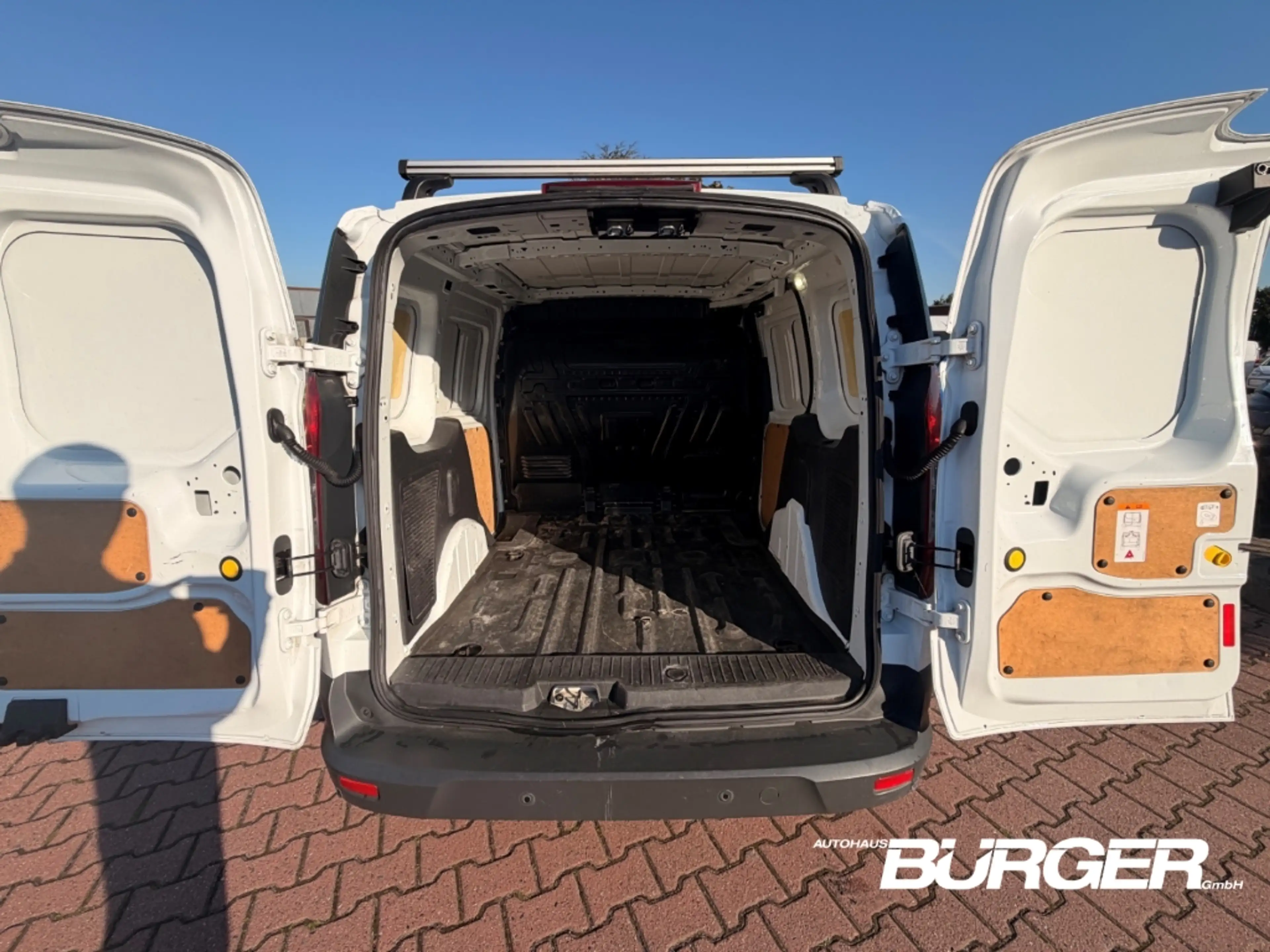 Ford Transit Connect 1.5 TDCi 3 Sitze SHZ PDCv+h Spurhalteass. Notbrems — photo 11