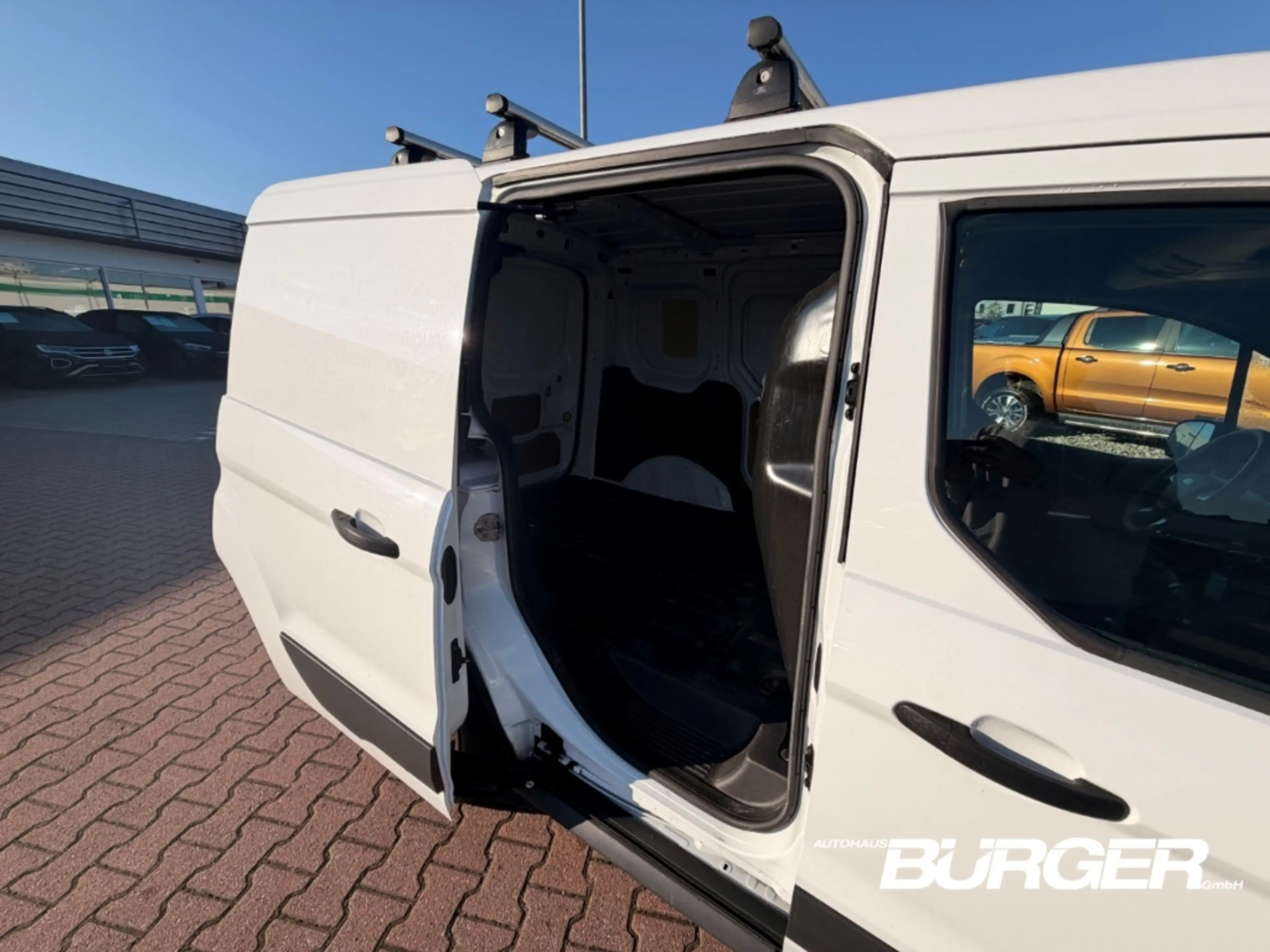 Ford Transit Connect 1.5 TDCi 3 Sitze SHZ PDCv+h Spurhalteass. Notbrems — photo 9