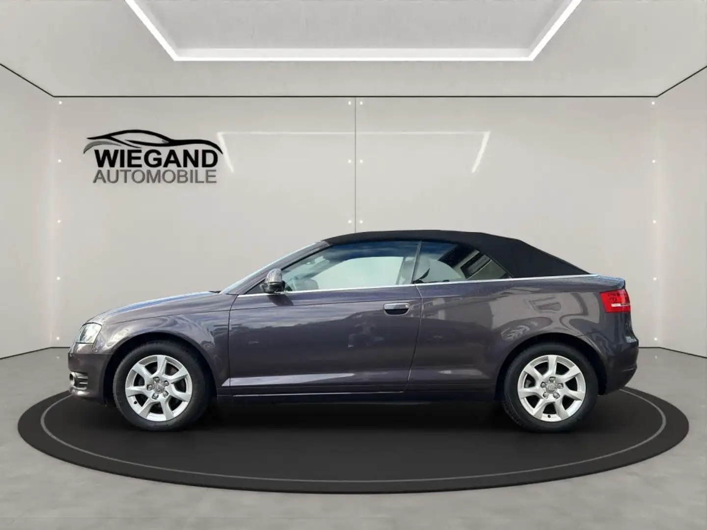 Audi A3 Cabriolet 1.8 TFSI Attraction+SHZ+KLIMA+RADIO Grijs - 2