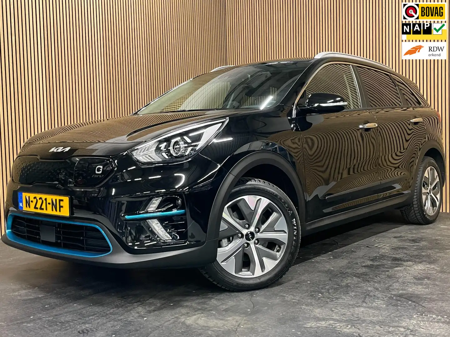 Kia e-Niro DynamicLine 64 kWh|100%SOH|NW LOGO|FACELIFT|3-FASE Noir - 1
