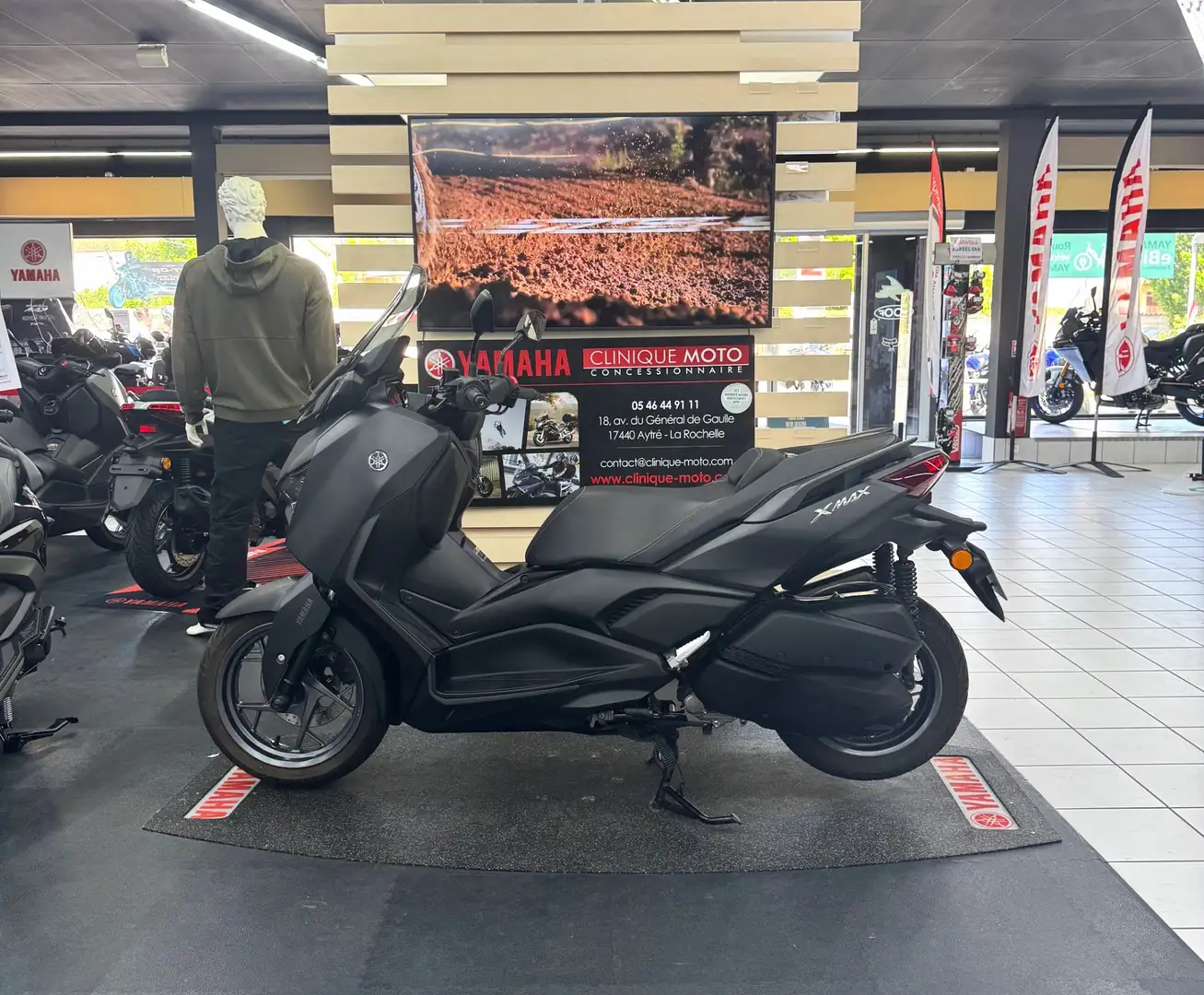 Yamaha X-Max 300 Gris - 1