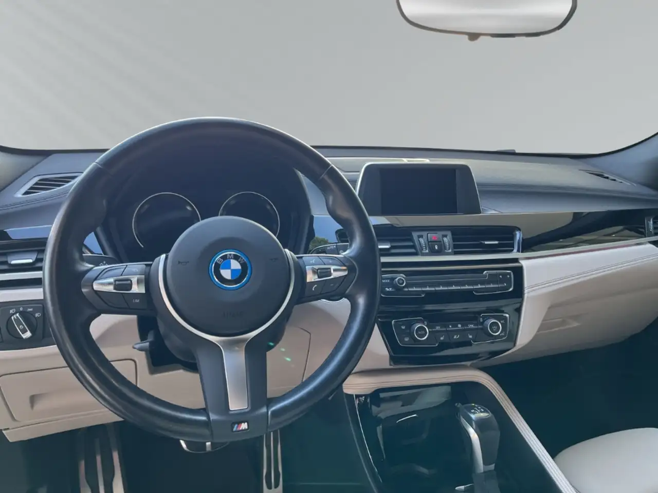 BMW X2 25e M Sport xDrive/Leder/HarmanKardon/LED, миниатюра 5