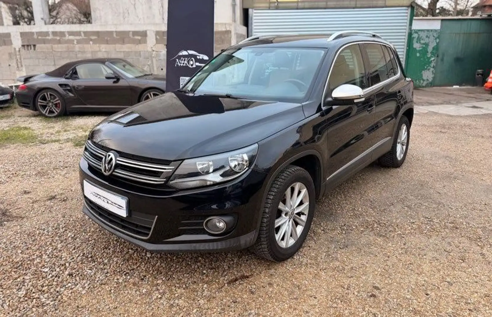 Volkswagen Tiguan 2.0 tdi 110 cv sportline Noir - 1
