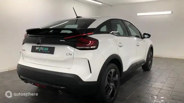 Citroen C4 view 5