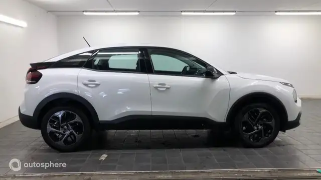 Citroen C4 view 4